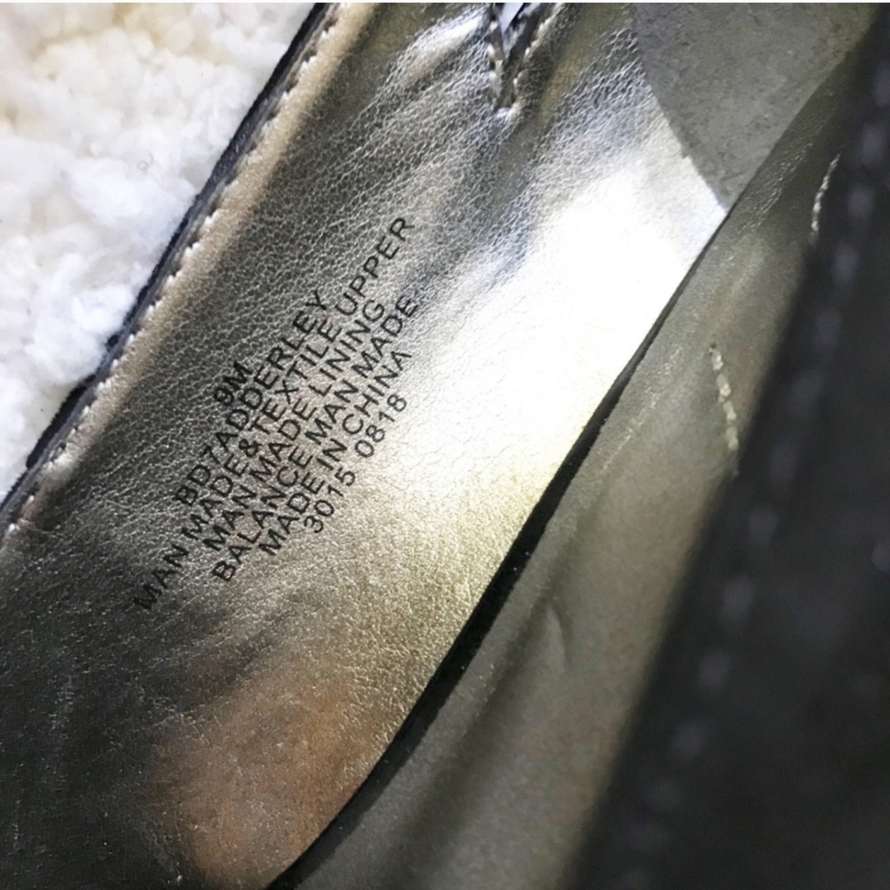 Black Block Heel Pumps With Pointed Toe - image 3